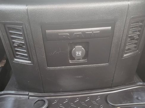 Used 2019 RAM 1500 Classic SLT w/ Luxury Group AWD/4WD image 25