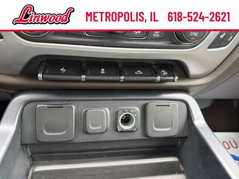 Used 2017 GMC Sierra 1500 SLT w/ SLT Premium Package AWD/4WD image 24