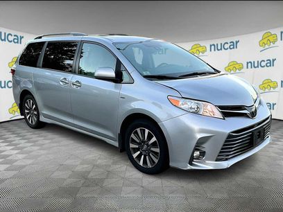 Used 2020 Toyota Sienna XLE