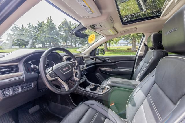 Used 2023 GMC Acadia Denali w/ Black Diamond Edition AWD/4WD image 11