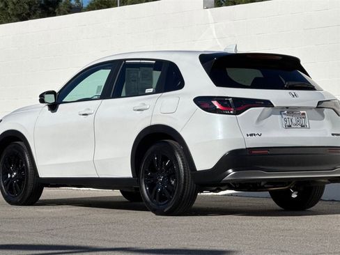 Certified 2026 Honda HR-V Sport image 3