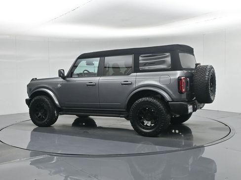 Used 2023 Ford Bronco Outer Banks image 6