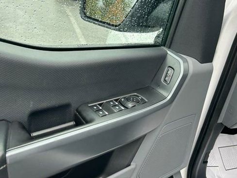 Used 2021 Ford F150 XLT w/ Trailer Tow Package image 13