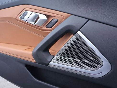 Used 2021 BMW Z4 M40i w/ Executive Package image 36