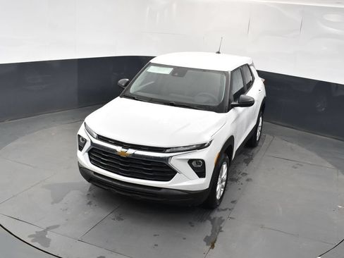 New 2026 Chevrolet TrailBlazer LS w/ LS Convenience Package AWD/4WD image 19