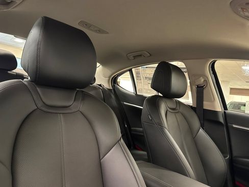 New 2026 Genesis G70 2.5T RWD image 16