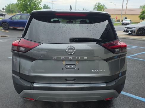 Used 2022 Nissan Rogue SV AWD/4WD image 8