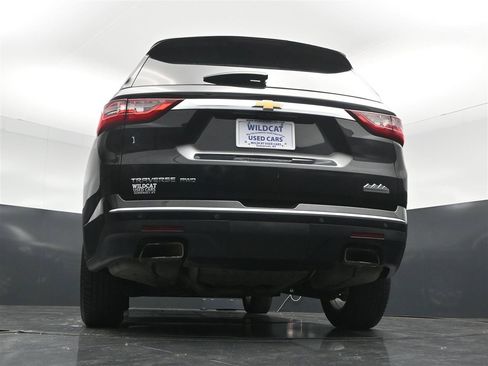 Used 2019 Chevrolet Traverse High Country AWD/4WD image 34