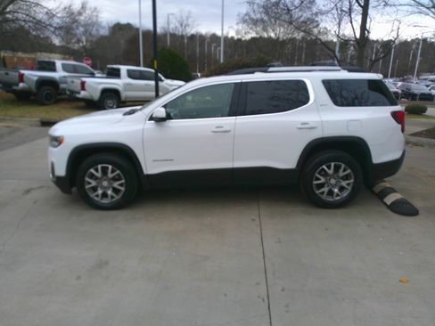 Used 2021 GMC Acadia SLT w/ Technology Package image 8