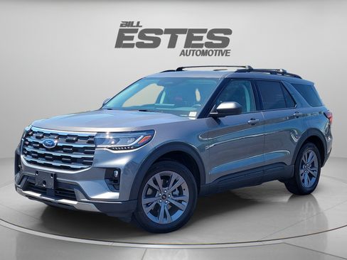 New 2026 Ford Explorer Active w/ Active Comfort Package AWD/4WD image 1