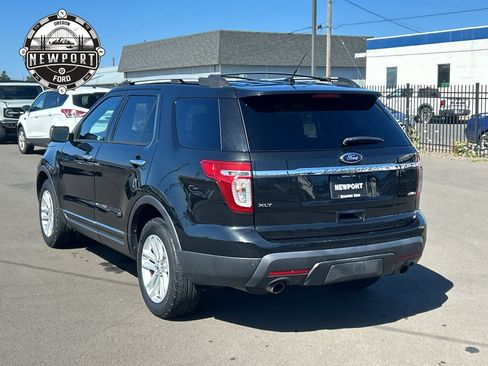 Used 2014 Ford Explorer XLT w/ Equipment Group 201A AWD/4WD image 6