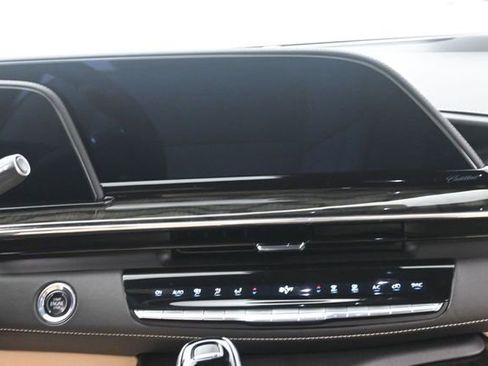 Certified 2023 Cadillac Escalade Premium Luxury AWD/4WD image 26