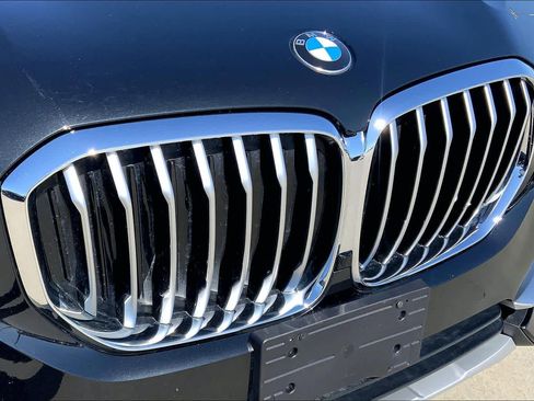 Used 2023 BMW X5 sDrive40i image 30