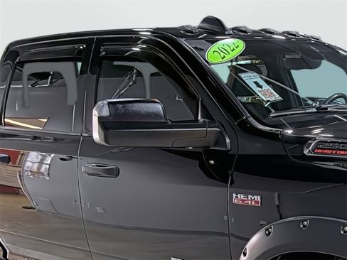 Used 2022 RAM 2500 Tradesman w/ Chrome Appearance Group image 15