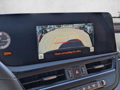 Used 2024 Lexus ES 300h w/ Premium Package FWD image 14