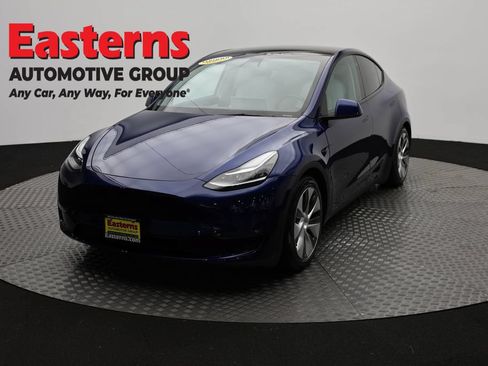 Used 2021 Tesla Model Y Long Range AWD/4WD image 1