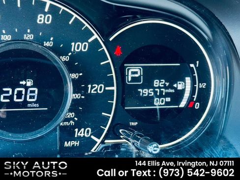 Used 2016 Nissan Versa Note SV image 18