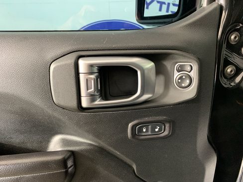 Used 2020 Jeep Wrangler Unlimited Sport AWD/4WD image 14
