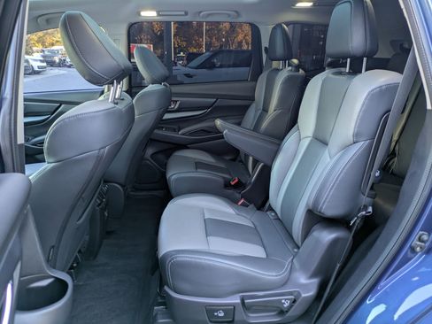 Used 2022 Subaru Ascent Onyx Edition image 32