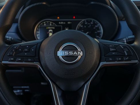 New 2025 Nissan Versa SV image 24