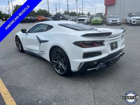 Used 2024 Chevrolet Corvette Z06 w/ Stealth Interior Trim Package RWD image 16