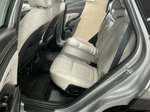 Certified 2024 Hyundai Tucson Limited AWD/4WD image 13