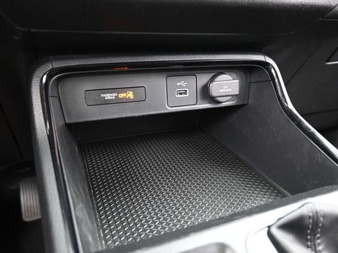 Used 2024 Honda CR-V LX image 25