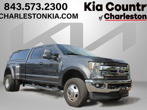 Used 2019 Ford F350 Lariat w/ Lariat Value Package AWD/4WD image 1