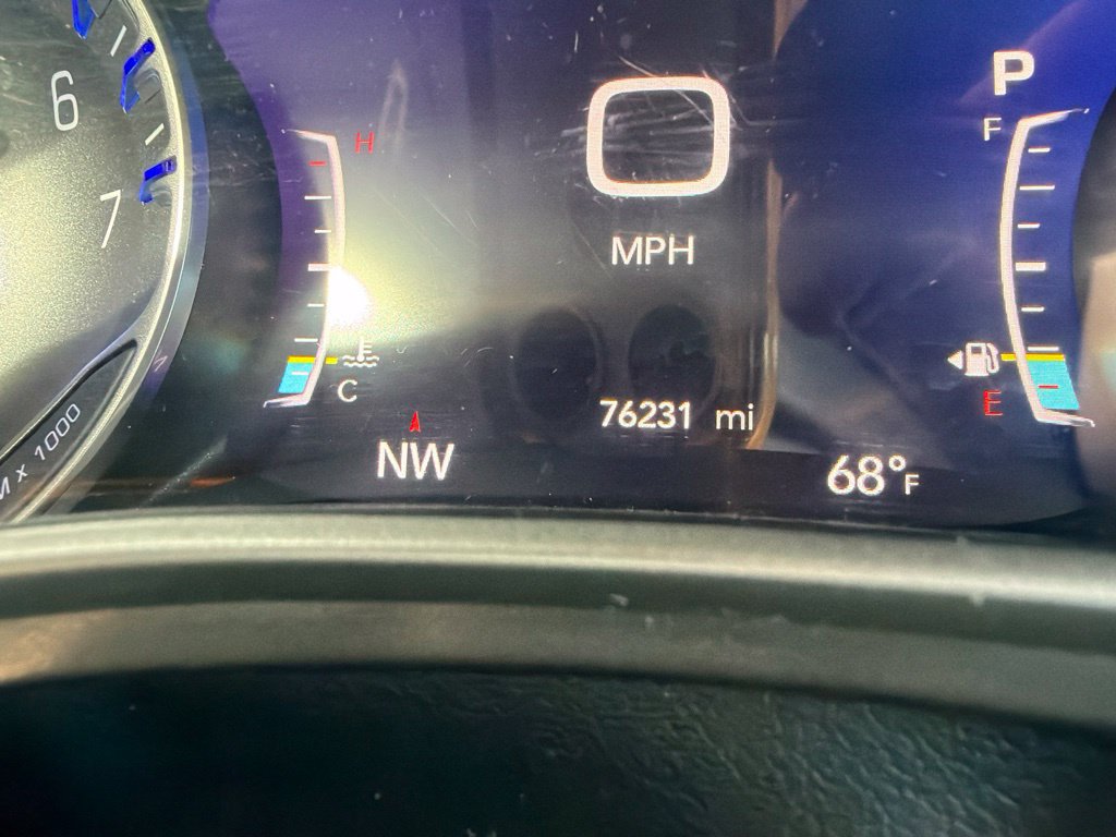Used 2022 Chrysler Pacifica Touring-L FWD image 17