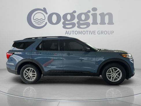 New 2026 Ford Explorer Active RWD image 6