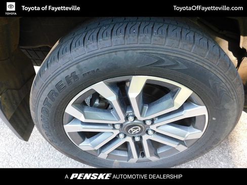 Used 2026 Toyota 4Runner Limited AWD/4WD image 8