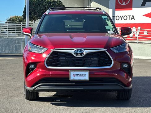 New 2026 Toyota Highlander XLE image 7