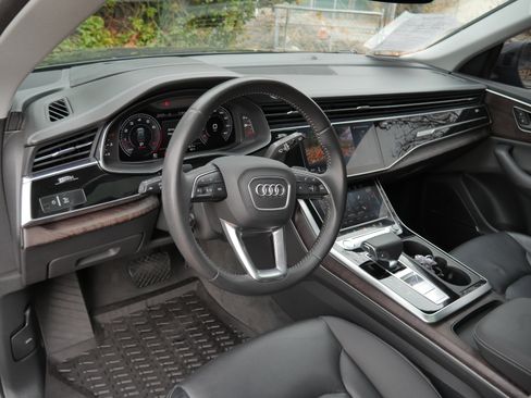 Used 2019 Audi Q8 Prestige image 4