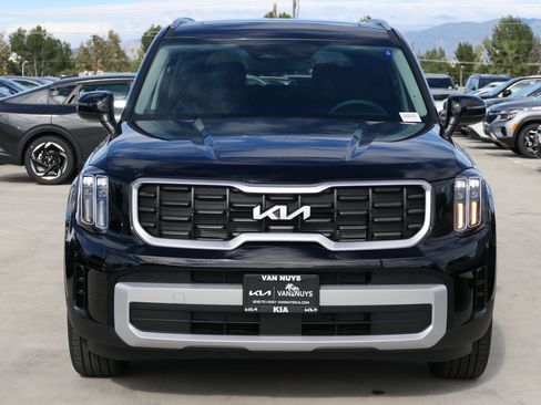 New 2025 Kia Telluride S image 7