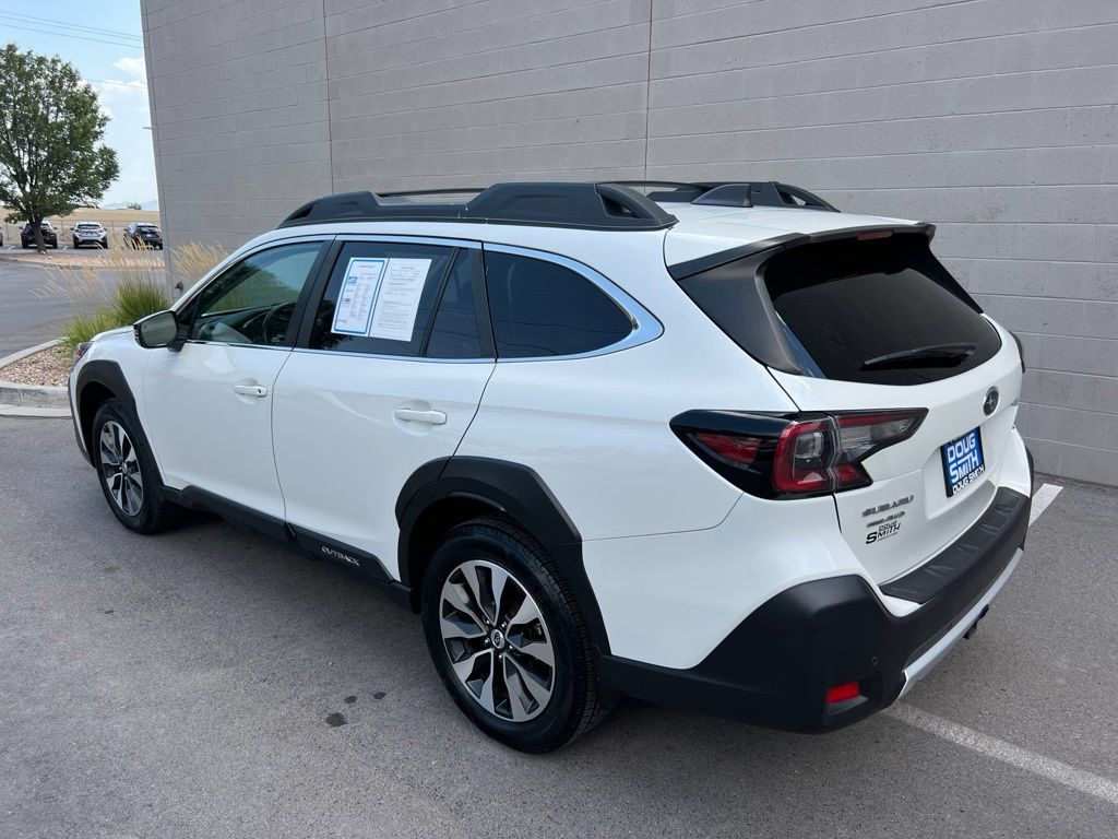 Used 2024 Subaru Outback Limited XT AWD/4WD image 4