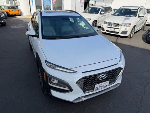 Used 2018 Hyundai Kona Limited image 12