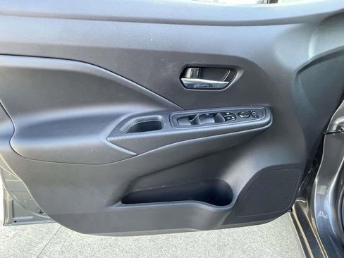 Used 2025 Nissan Versa SV w/ Trunk Package image 15