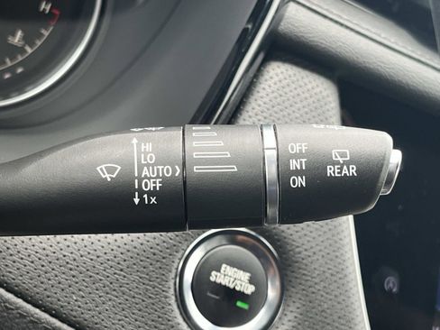 Used 2022 Cadillac XT5 Premium Luxury FWD image 41