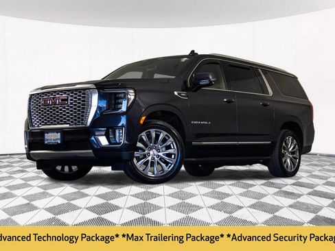 Used 2023 GMC Yukon XL Denali AWD/4WD image 2