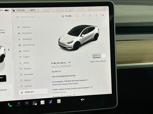 Used 2022 Tesla Model Y Performance AWD/4WD image 18