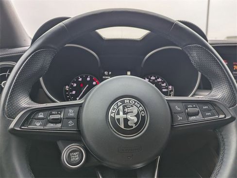 Used 2021 Alfa Romeo Stelvio Ti w/ Premium Package image 13