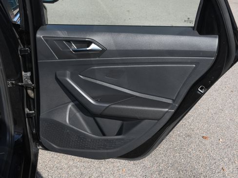 Used 2024 Volkswagen Jetta S image 18