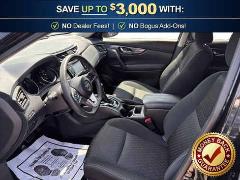 Used 2020 Nissan Rogue SV FWD image 14