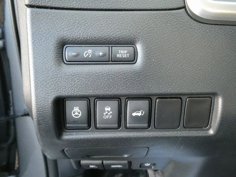 Used 2017 Nissan Murano Platinum w/ Platinum Technology Package image 24