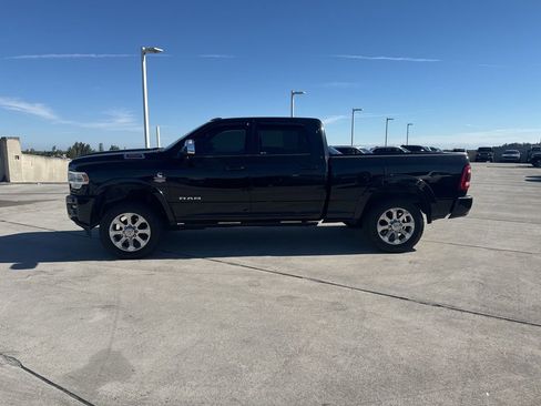 Used 2019 RAM 3500 Laramie image 8