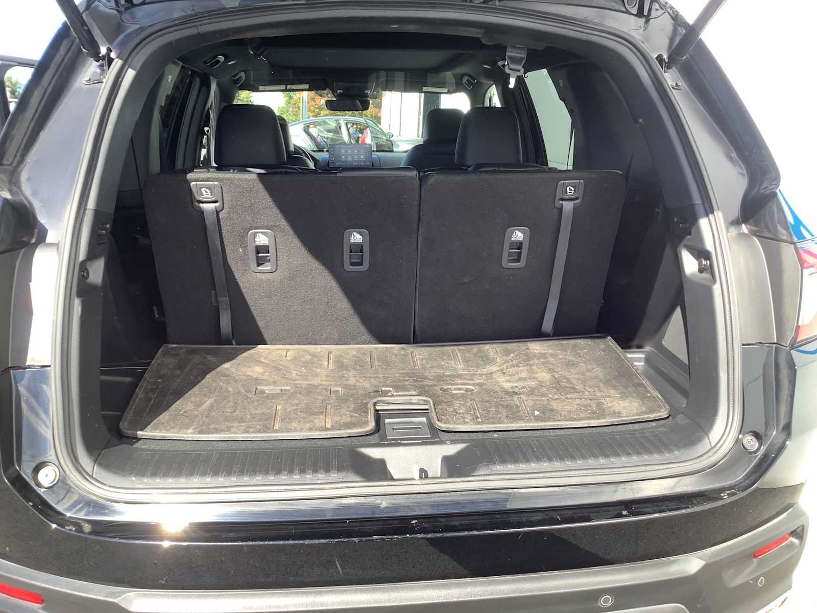 Used 2025 Honda Pilot Black Edition image 21