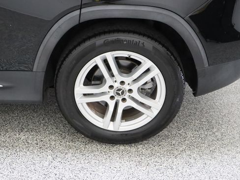 Used 2020 Mercedes-Benz GLB 250 4MATIC image 10