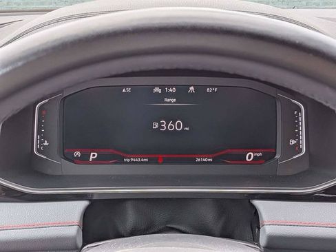 Certified 2025 Volkswagen Jetta GLI Autobahn FWD image 27