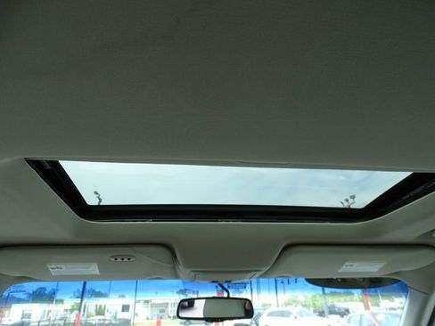 Used 2011 Ford Flex Limited w/ Rapid Spec Order Code FWD image 11