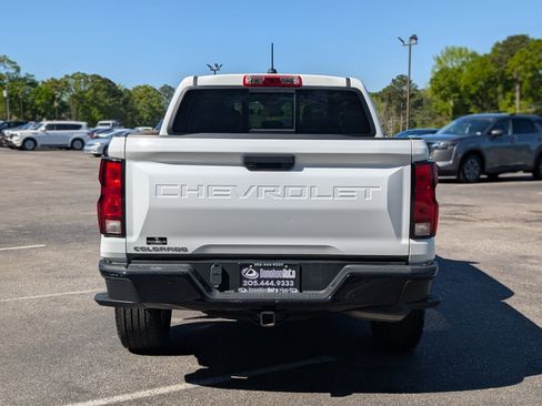 Used 2023 Chevrolet Colorado W/T image 8